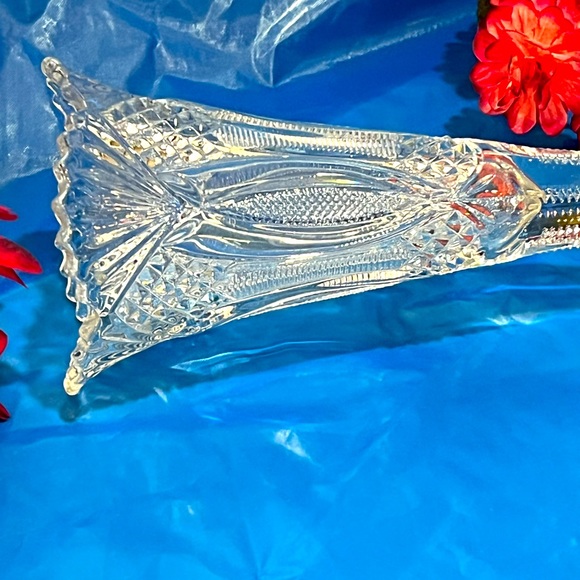 Antique EAPG McKee Glass 12" Trumpet Vase - OMN Jubilee Pattern, Circa 1… - Picture 2 of 5